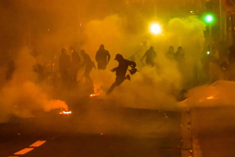 Révoltes de banlieue, « non » au TCE : la rencontre manquée de 2005